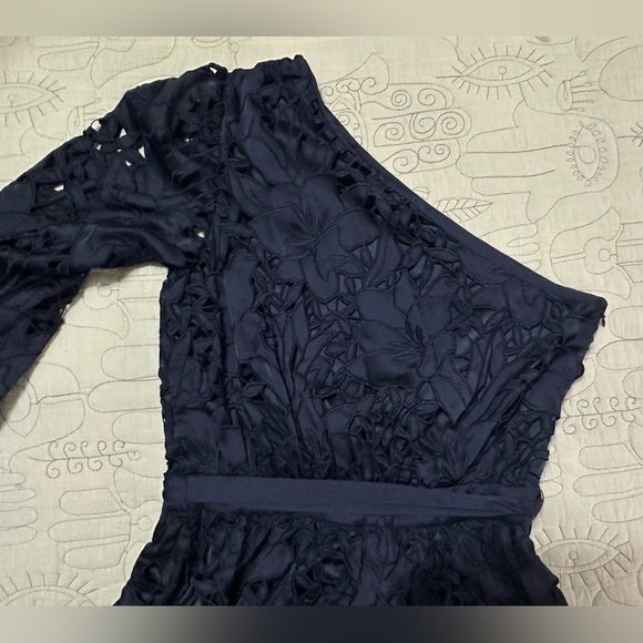 NEW Ramy Brook Jayda Asymmetric One Shoulder Dress Sz 6 Navy Embroidered Lace - Picture 11 of 15
